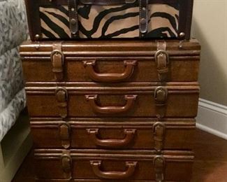 End table and trunk
