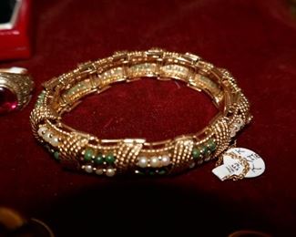 Gold and Nephrite Bracelet