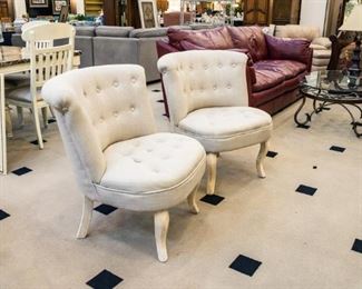 Great with the rounded loveseat!