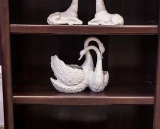 Some really nice decorative pieces in this sale!