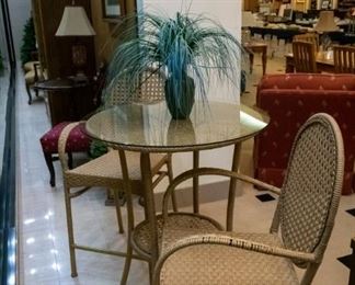 Super Cute Patio table and chairs!