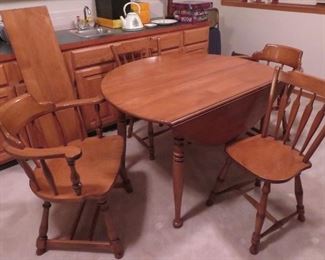 Rock Maple Dinette W/ 4 chairs and Leaf