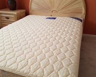 Serta full mattress set $50