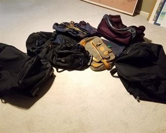 lot duffle bags $25