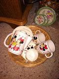 VINTAGE MICKEY AND MINNIE MOUSE TEA SET