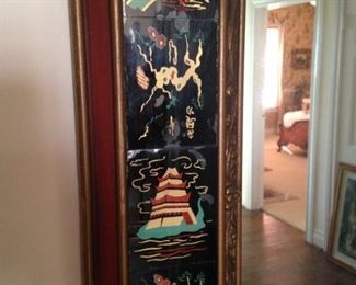 Very detailed mirror