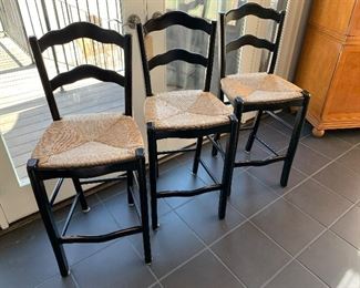 Set of 3 bar stools.