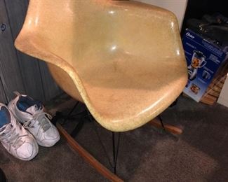 MCM Rope Edge EAMES fiberglass Rocker - WOW! 