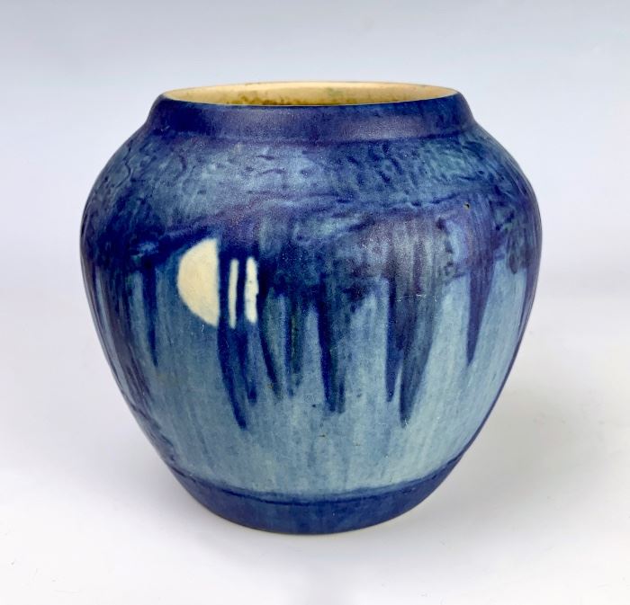 Newcomb College Scenic Vase, Moon, Smith