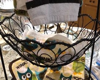 Assorted Kitchen Towels