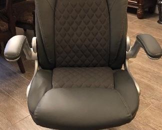 Executive Office Chair 