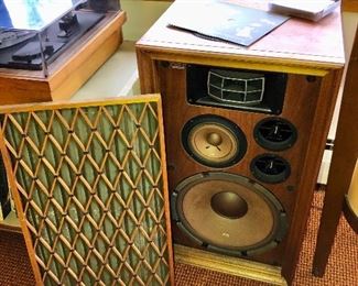Pioneer CS-A700 speakers