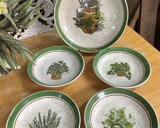 Herb dishes 
