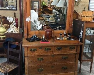 Vintage dresser and mirror 
