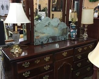 Dresser and mirror with matching chest of drawers 
