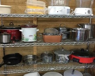 Kitchen appliances, kitchen accessories 