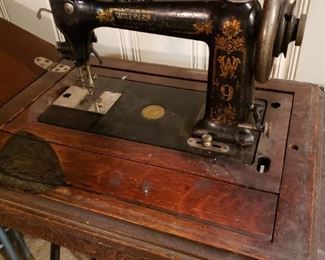  vintage singer sewing machine