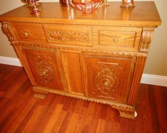 Gorgeous!! Antique Hand Carved Oak Side Board