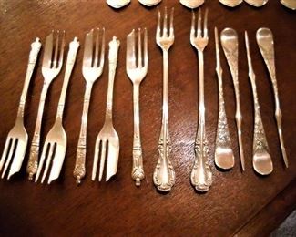 SILVER PLATE OYSTER FORKS AND NUT PICKS