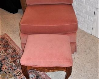 MATCHING CHAIR AND OTTOMAN TO SECTIONAL SOFA