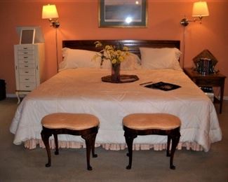 KING BED WITH WOOD HEARD BOARD AND 2 TALL FOOT STOOLS