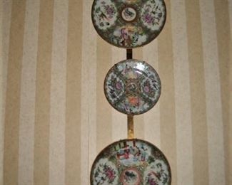 3 OF 6 ROSE MEDALLION CHINESE PLATES