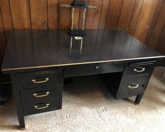Double Pedestal Office Desk Black Metal with Unique Black Top , Gold Trim : 