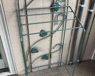 Green Metal Towel Rack 