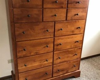 Chest of Drawers, Dresser 19D 48W 56.5H 