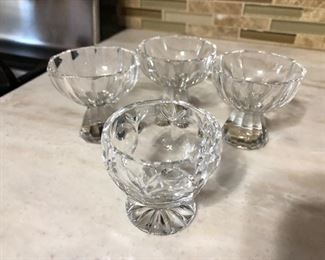 glass pedestal bowls