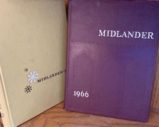 Middle Tennessee State and Belmont College yearbooks annuals