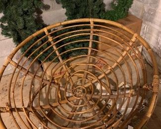 Papasan chair -no cushion