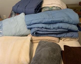 Bedspreads and blankets