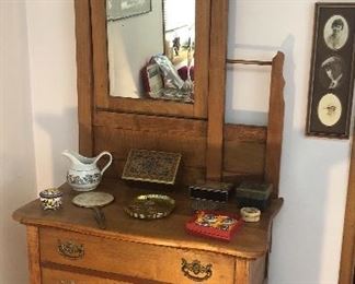 Antique maple washstand with mirror