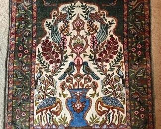 Newer silk prayer rug, 21” x 31” incl. fringe