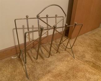 Magazine rack