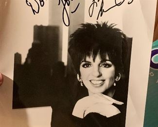 Liza Minnelli autograph