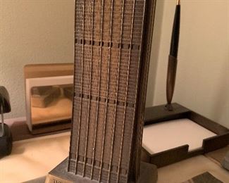 Metal bank