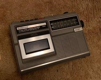 Emerson am fm radio and cassette recorder
