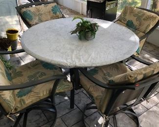 nice CLEAN outdoor patio set - table and four chairs 