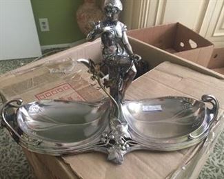 Vintage Art Nouveau (not sterling)