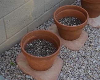 OUTDOOR POTS