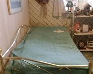day bed brass