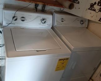 Washer and dryer 1 year old 150 dollars