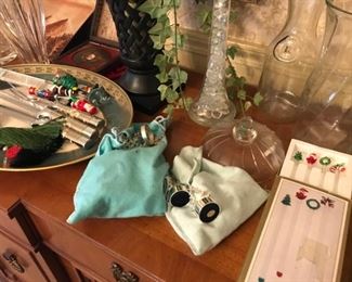 holiday serving items