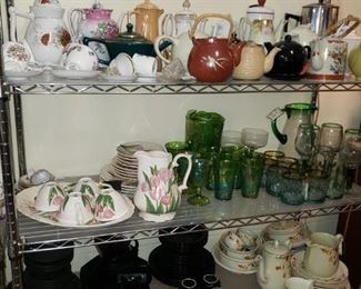 A great selection of VTG/Antique coffee and tea pots, great sets of dishes (4) place setting 