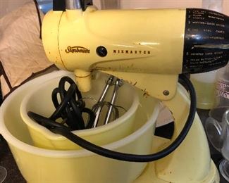 vintage standing mixer you need this!