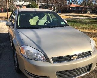 2011 Chevy Impala, 166,627 miles. Clean and drives great! YOu need this!