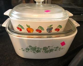 Cats and dogs! Living together!