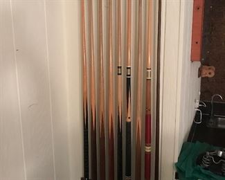 Cues go with Table only